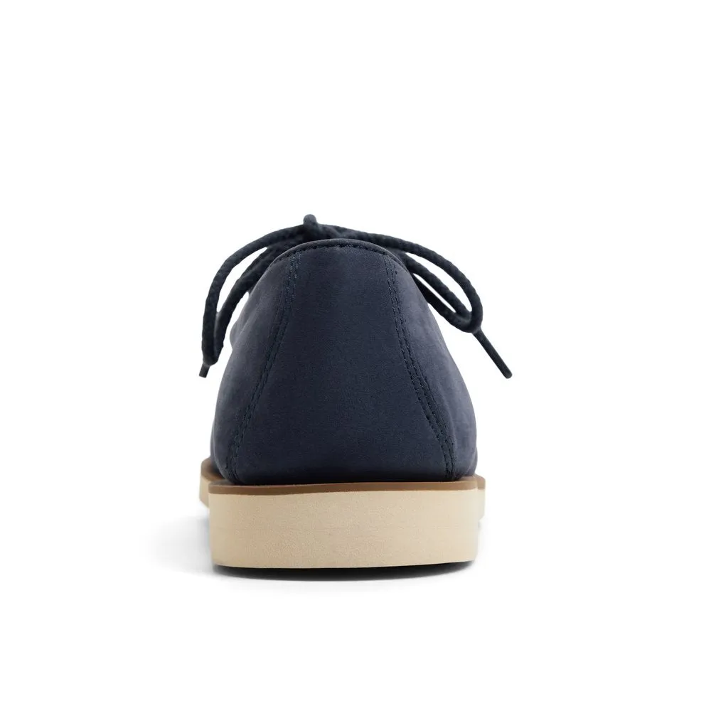Captain's Oxford
