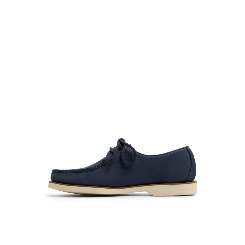Captain's Oxford