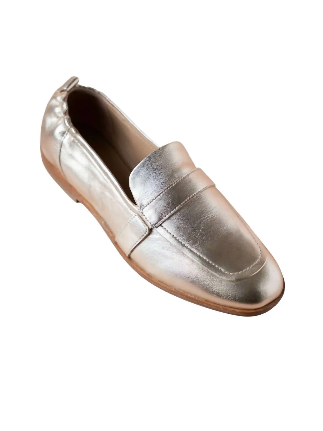 Cedar Loafers In White Gold