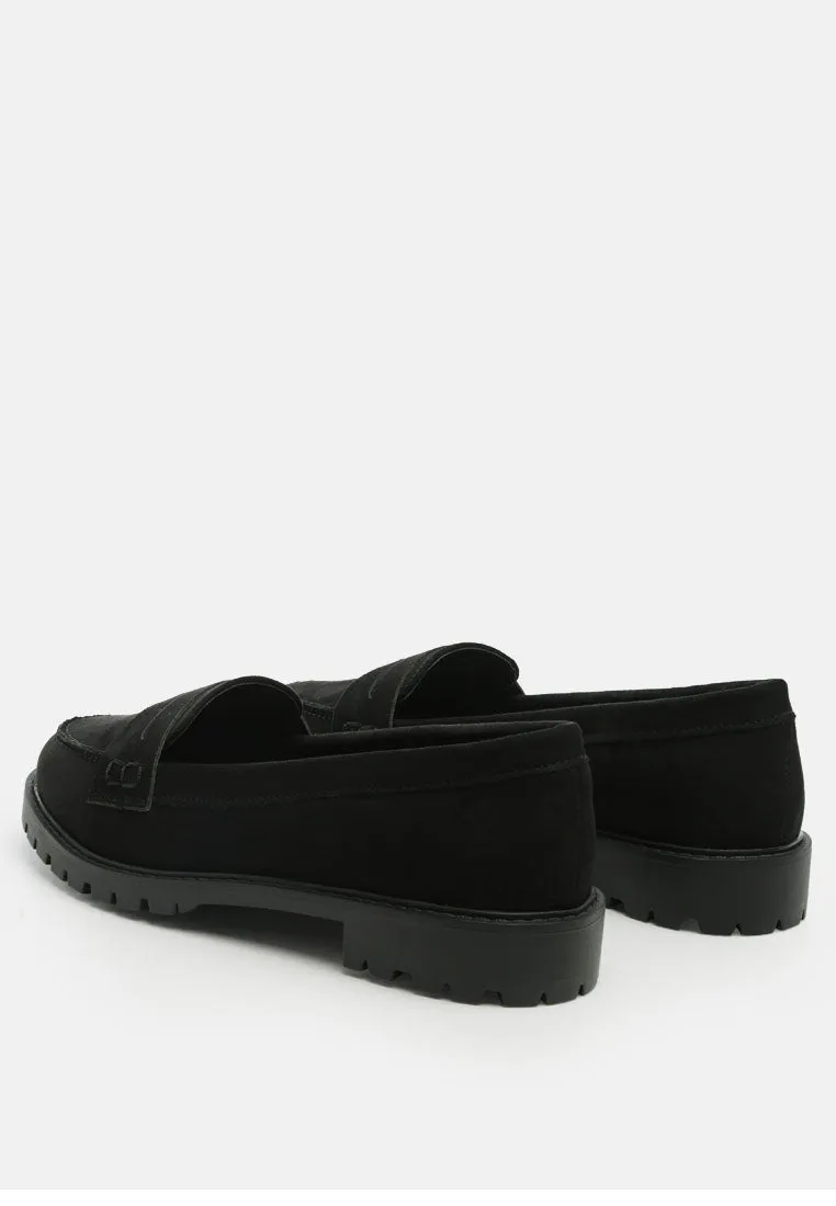 feet nest perforated microfiber loafer