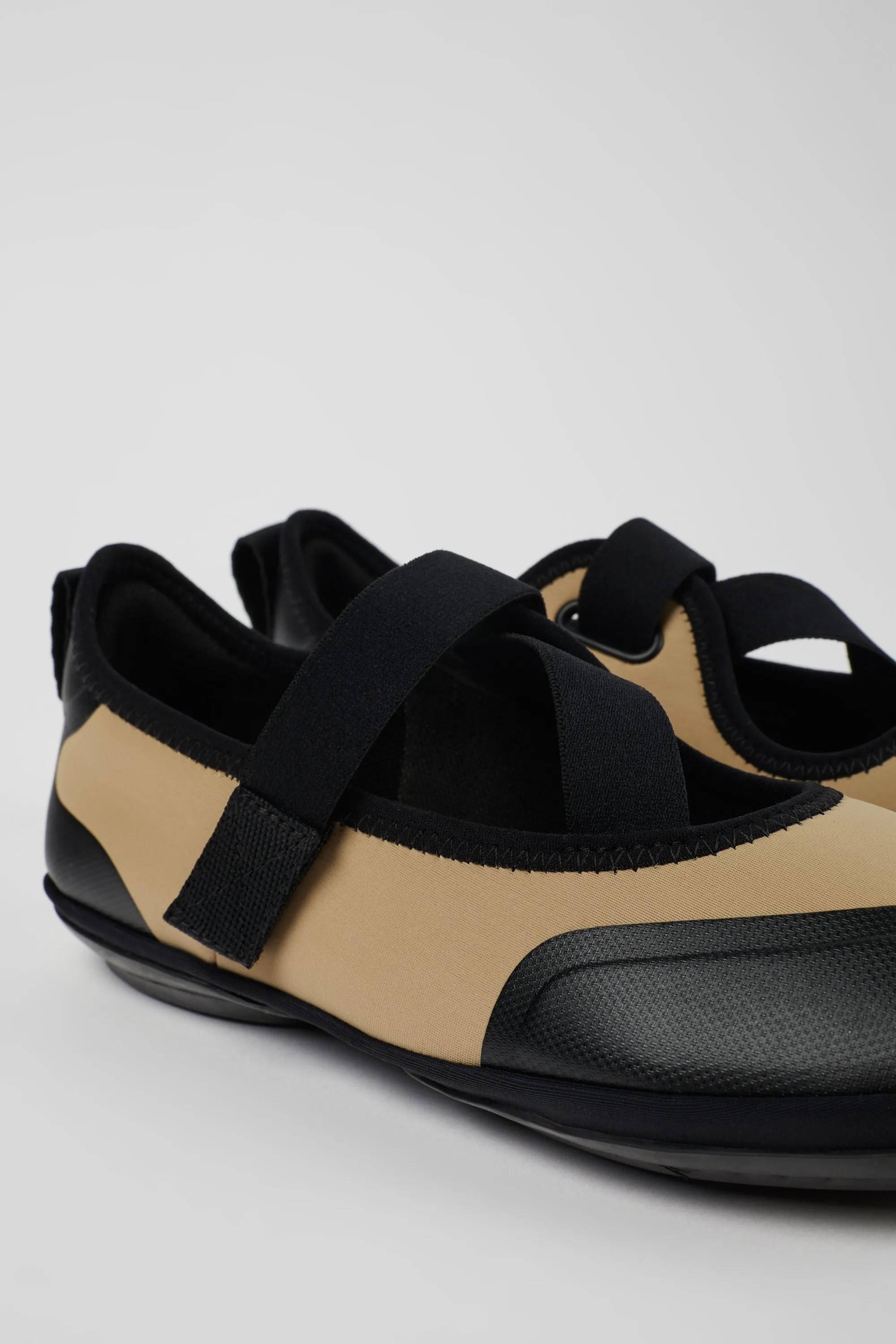 Moccasin/Ballerina Women Camper Right Nina