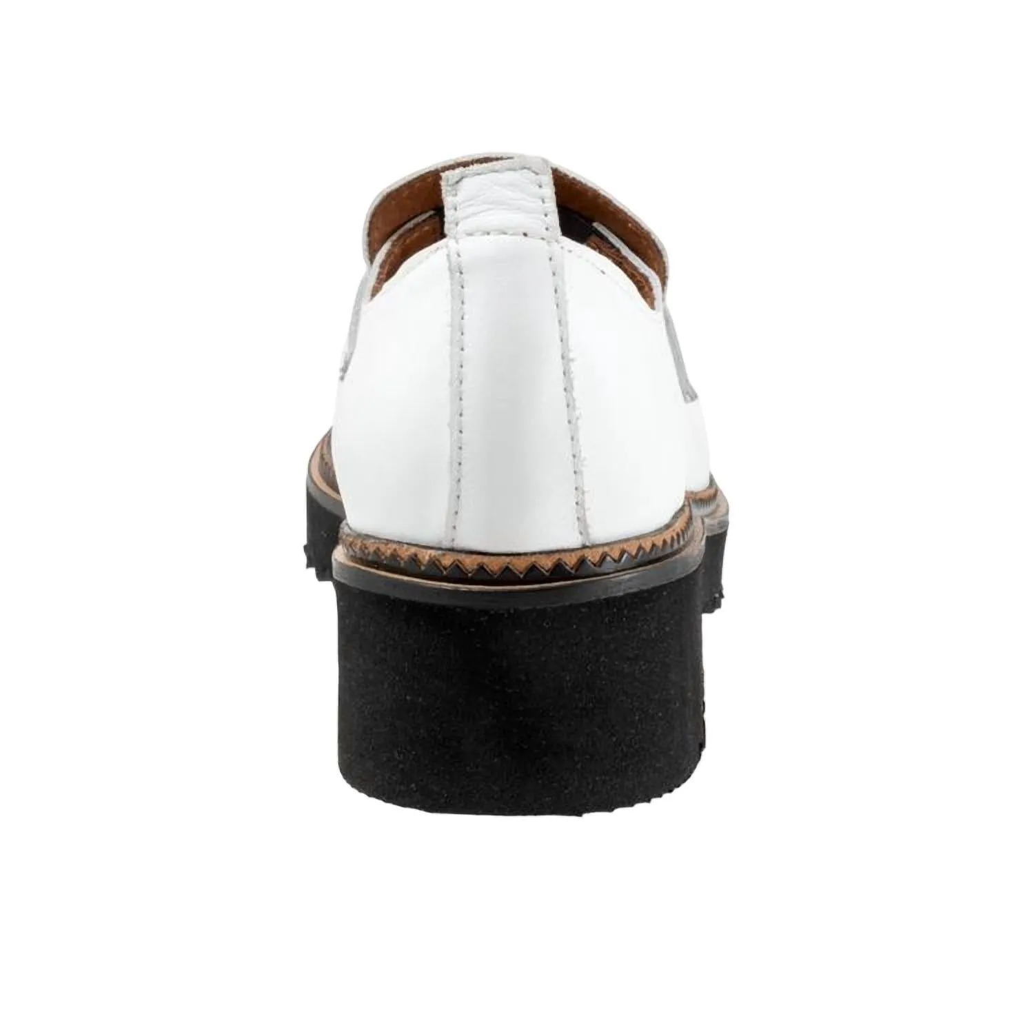 Women's Annie Lugged Loafer - Medium In White