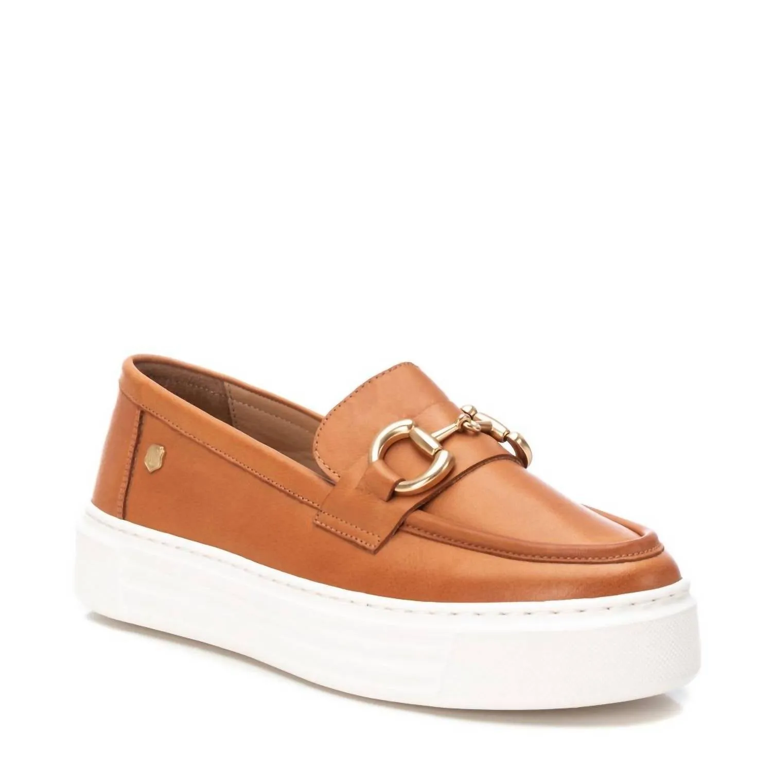 Women's Carmela Collection Moccasins Shoes In Camel