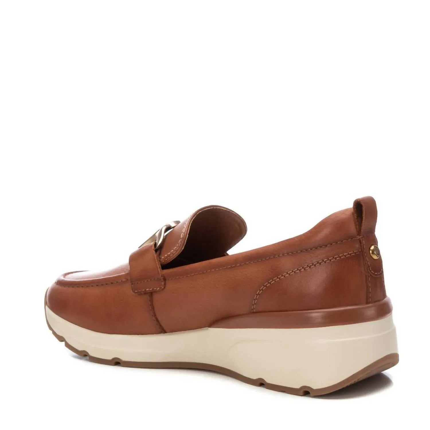Women's Carmela Collection Moccasins Shoes In Camel