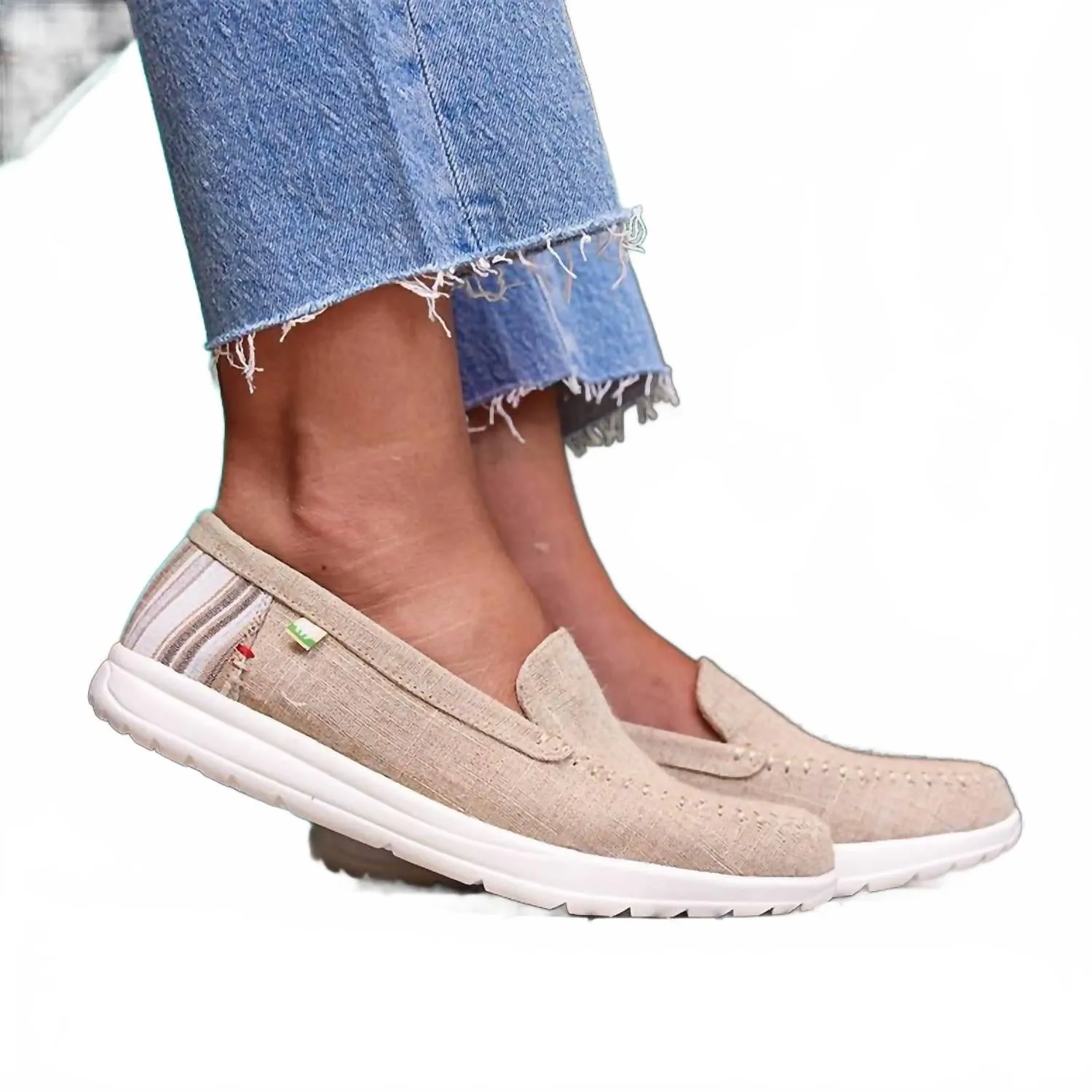 Women's Discover Canvas Moccasin In Natural