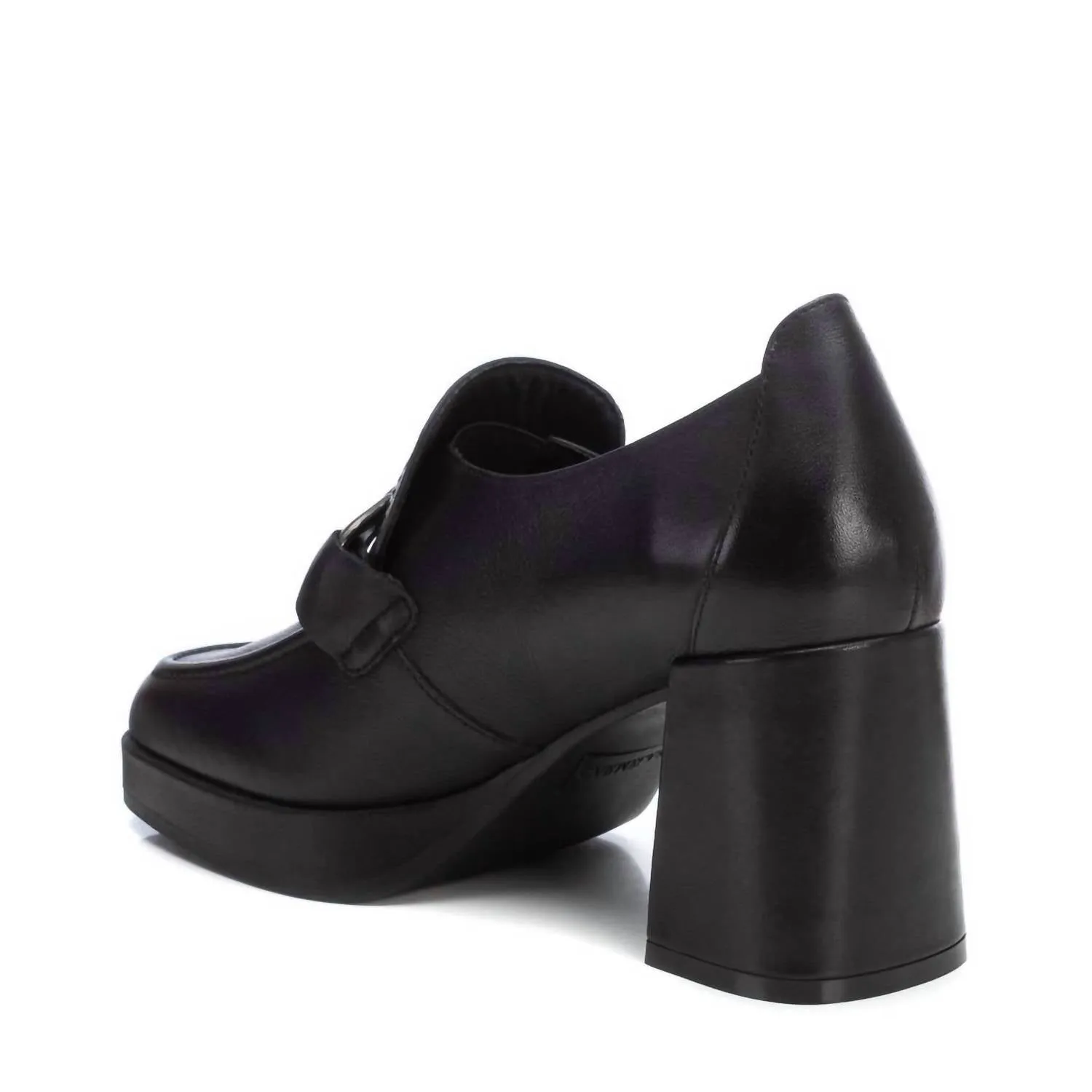 Women's Leather Moccasins In Black