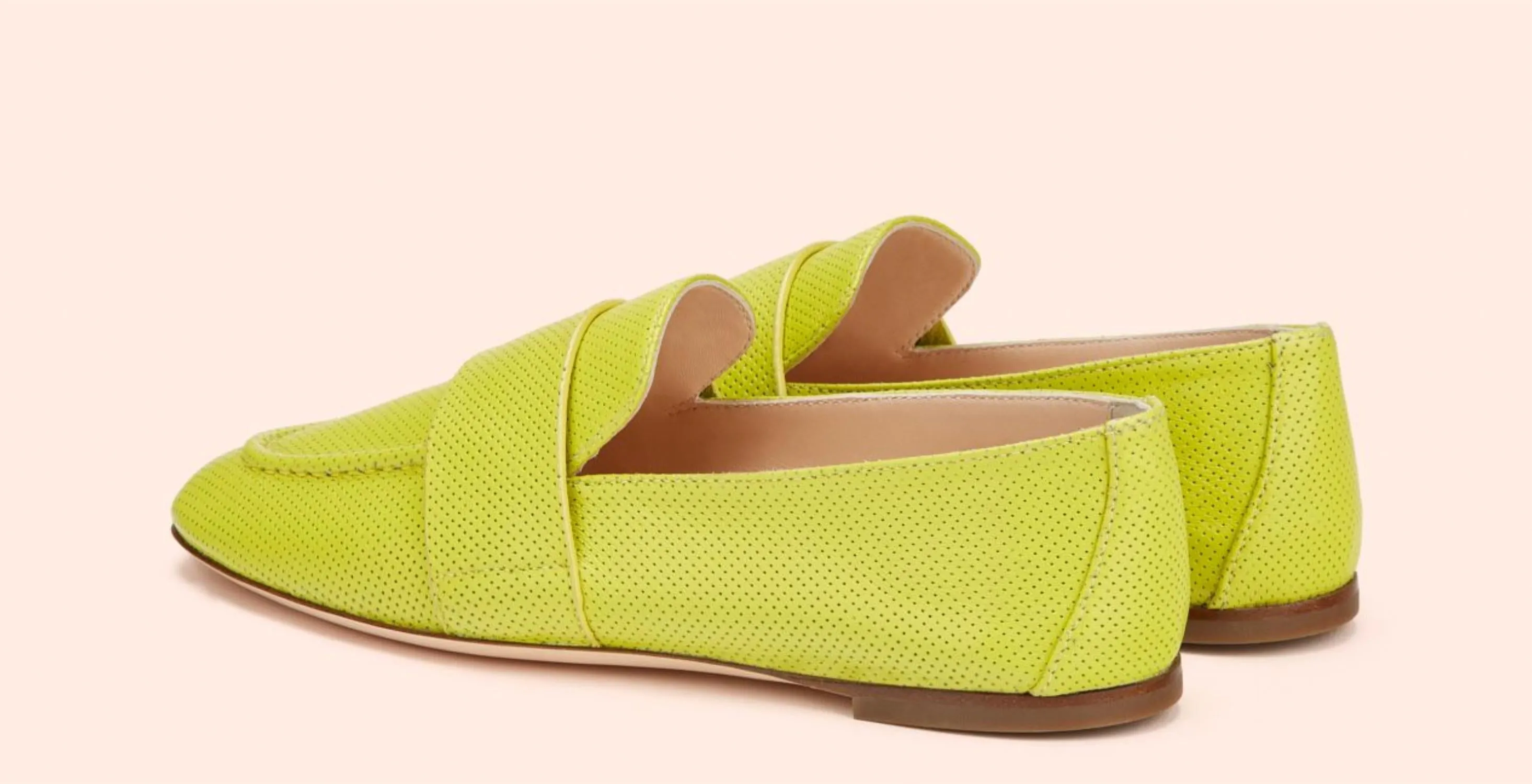 Women's Mara Spring Lemon Moccasin In Yellow